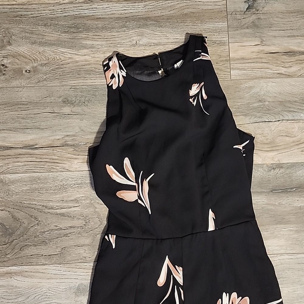A New Day • Floral Jumpsuit, Size Small - Picture 2 of 4